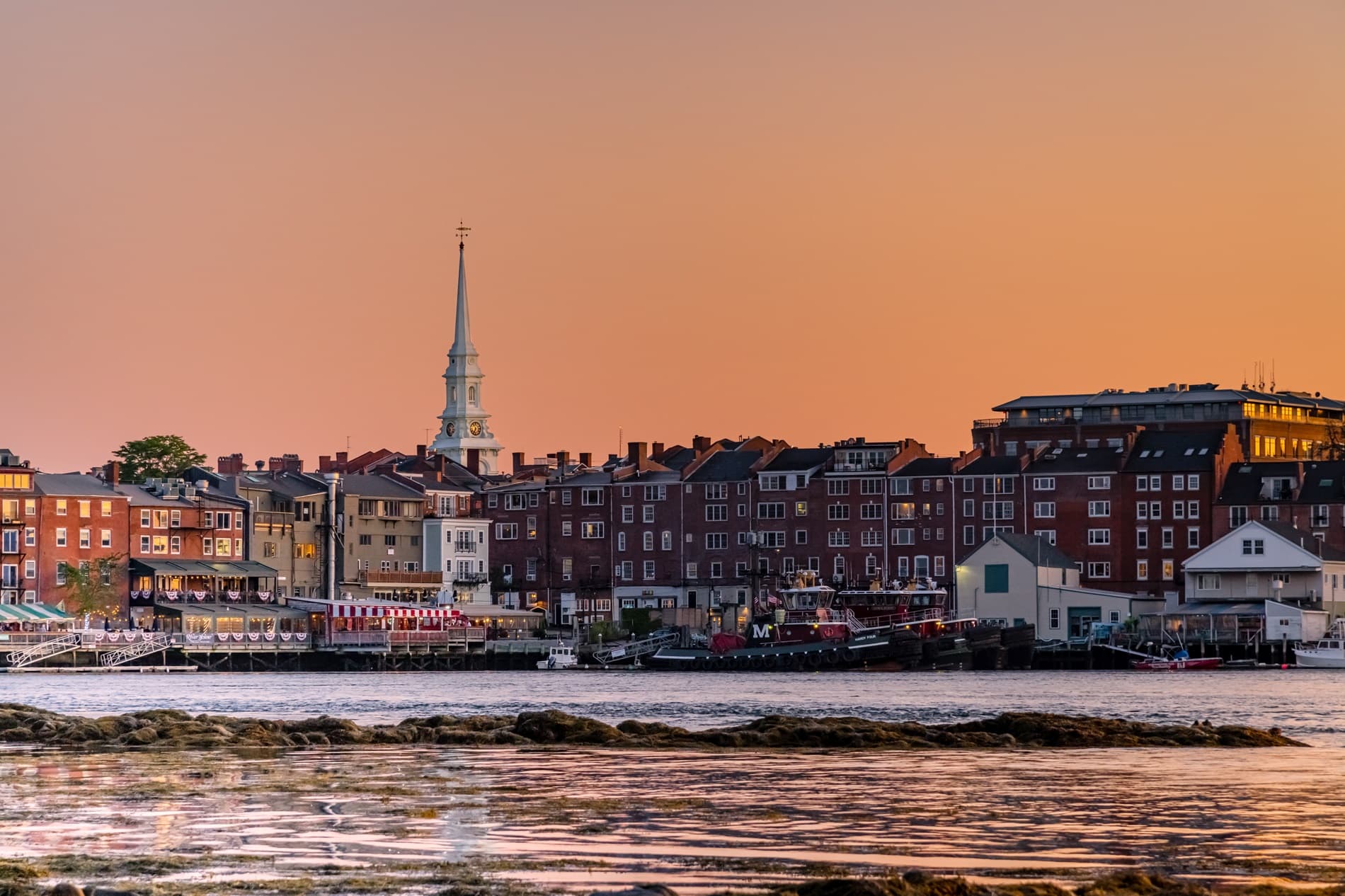 A picture of the coastline in Portsmouth